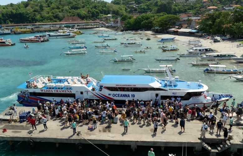 Wijaya Tramena fast ferry